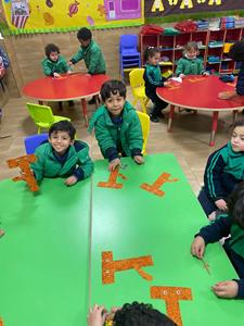 KG1B Christmas party and Letters project07