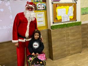 KG1B Christmas party and Letters project40