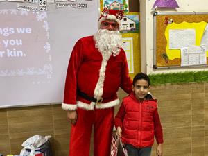 KG1B Christmas party and Letters project44